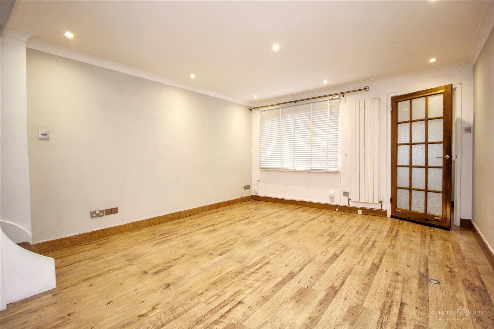 2 bed property in Brierley Place, Reading